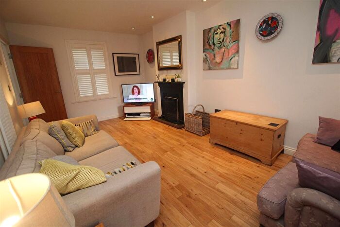 3 Bedroom Terraced House To Rent In Green Road, Poole, BH15