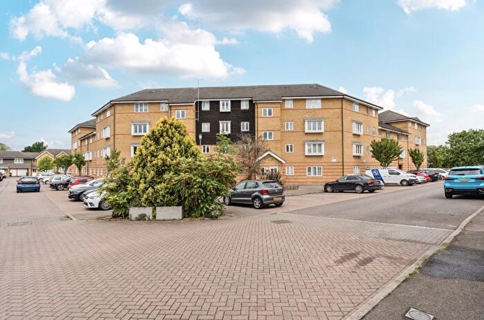 2 Bedroom Flat To Rent In Heath Court, Stanley Close, London, SE9