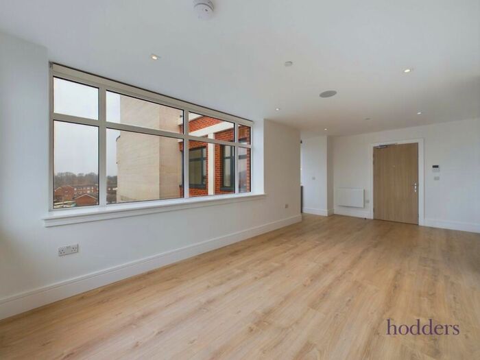 2 Bedroom Apartment To Rent In Surrey, KT16