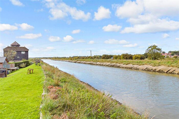 2 Bedroom Terraced House For Sale In Fitzalan Road, Arundel, West Sussex, BN18