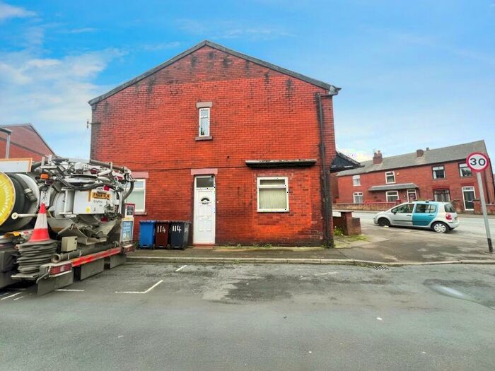1 Bedroom Flat For Sale In Factory Street West, Atherton, Manchester, M46