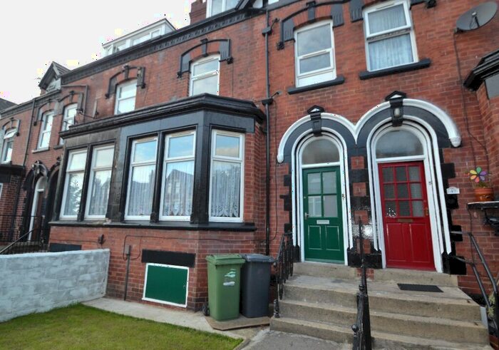 1 Bedroom Flat To Rent In Hilton Road, Leeds, LS8