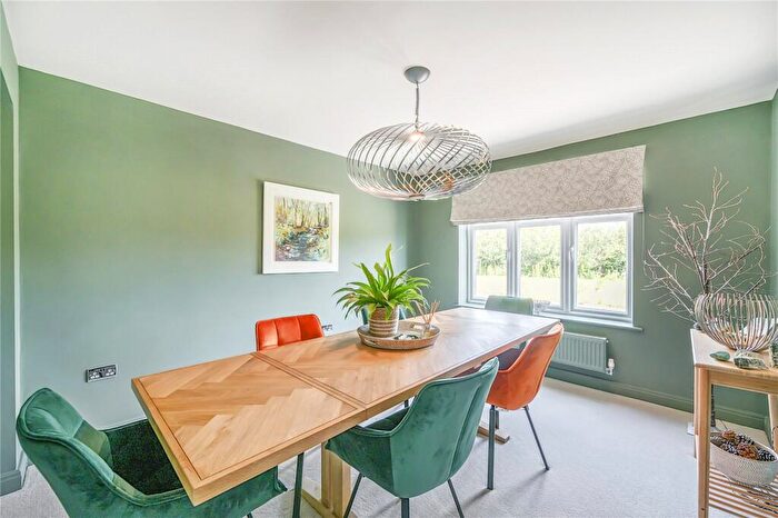5 Bedroom Detached House For Sale In Oakstead Garth, Killinghall, Harrogate, HG3