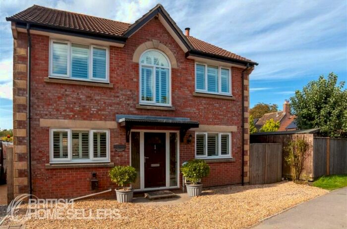 3 Bedroom Detached House For Sale In Southcroft, Chapmanslade, Westbury, Wiltshire, BA13
