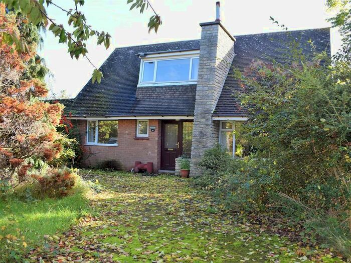 3 Bedroom Detached House For Sale In Station Road, Grasby, Barnetby, DN38