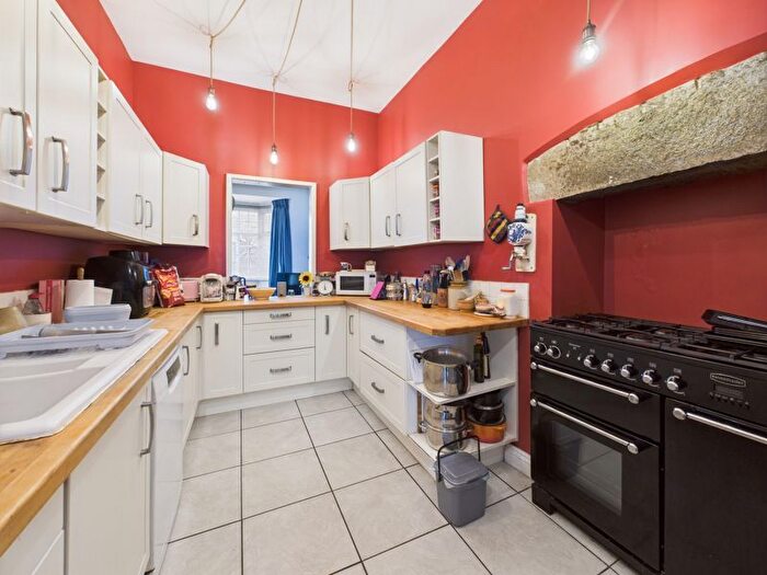 4 Bedroom Property For Sale In Longrock, Penzance, TR20
