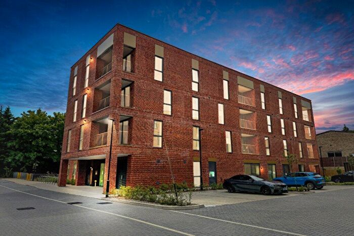 2 Bedroom Apartment For Sale In Anderson House, Newtown Road, Henley-on-Thames, RG9