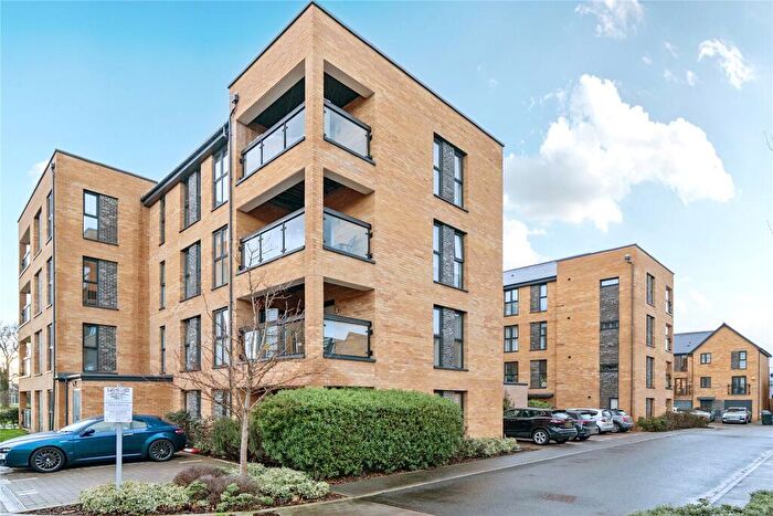 1 Bedroom Flat For Sale In Tala Close, Surbiton, KT6