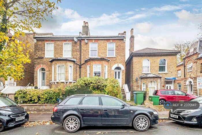 1 Bedroom Flat To Rent In Tyrrell Road, London, SE22