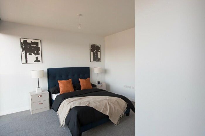 2 Bedroom Apartment To Rent In Circus Street, BN2