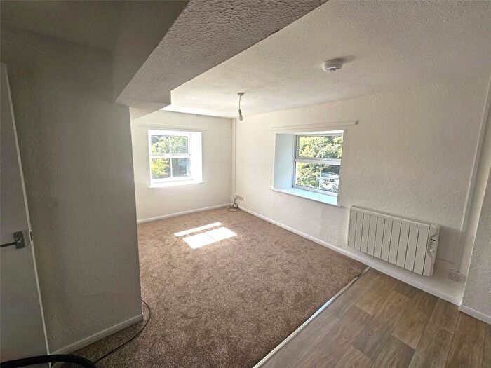 2 Bedroom Apartment To Rent In South Molton, Devon, EX36