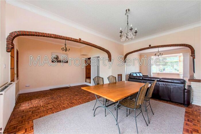 1 Bedroom Detached House To Rent In Boston Manor Road, Brentford, TW8