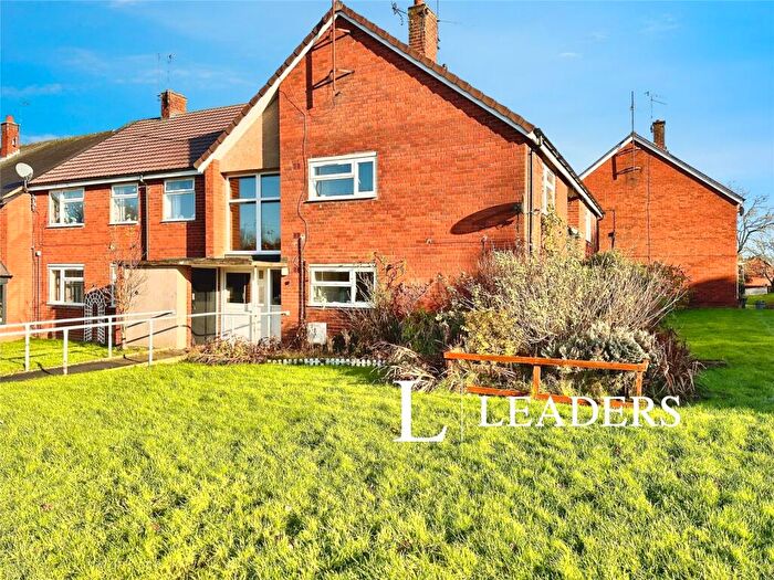 2 Bedroom Flat To Rent In Rothesay Avenue, ST5