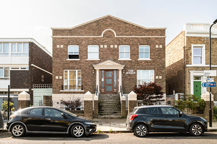 2 Bedroom Flat For Sale In Albion Drive, London, E8