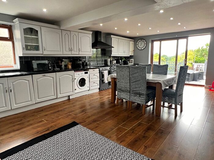 3 Bedroom Semi-detached House For Sale In Brynamman Road, Lower Brynamman, Ammanford, Carmarthenshire., SA18