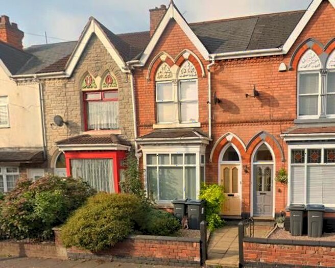 4 Bedroom Semi-Detached House To Rent In Edwards Road, Erdington, Birmingham, B24