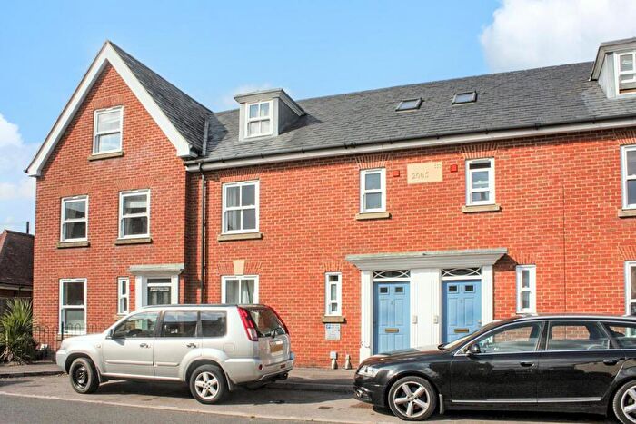 2 Bedroom Maisonette To Rent In Waterloo Road, Salisbury, SP1