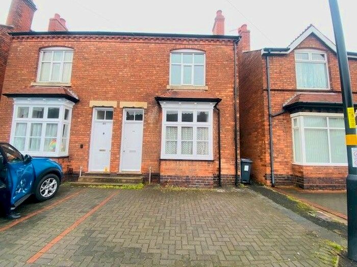 2 Bedroom Semi-Detached House To Rent In Riland Road, Sutton Coldfield, West Midlands B75