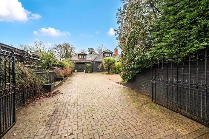 5 Bedroom Detached Bungalow For Sale In Lightwater, Surrey, GU18