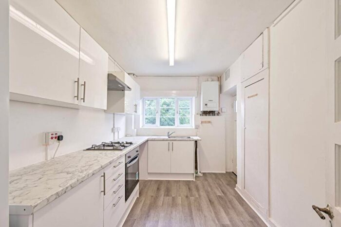 3 Bedroom Terraced House To Rent In Highgate, Highgate, London, N2