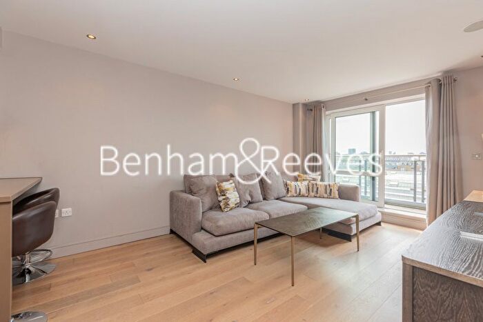 2 Bedroom Flat To Rent In Park Street, Fulham, SW6