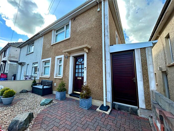 2 Bedroom Semi-Detached House For Sale In Cromwell Road, Milford Haven, Pembrokeshire, SA73