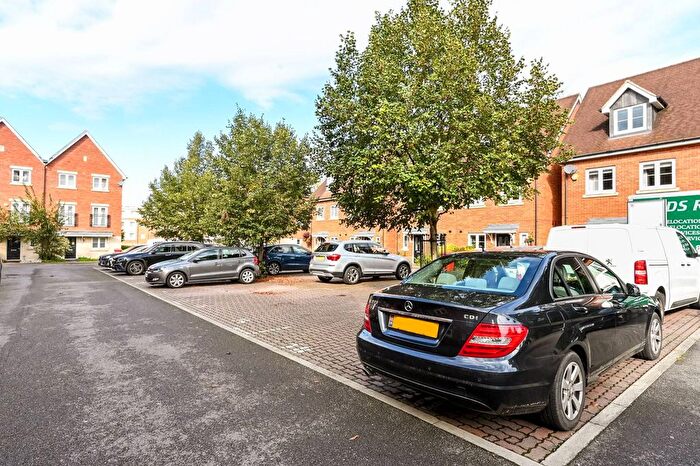3 Bedroom Terraced House For Sale In Meyers Close, Slough, SL3