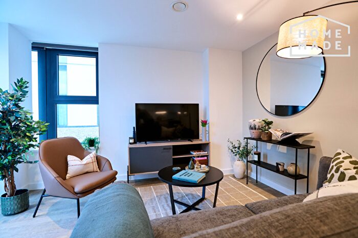 2 Bedroom Flat To Rent In Moor Street, Queensway, Birmingham, B4