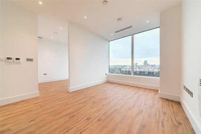 Studio To Rent In West Gate, London, W5