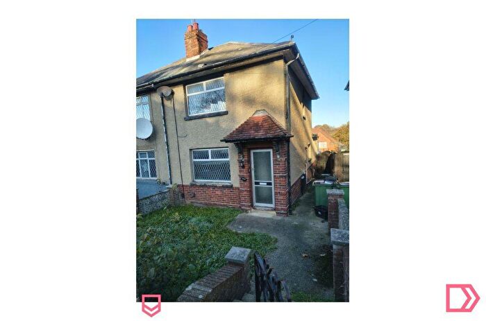 3 Bedroom Semi-Detached House To Rent In Coxford Road, Southampton, Southampton, SO16