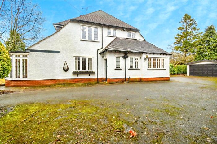 3 Bedroom Detached House For Sale In Dawstone Road, Heswall, Wirral, CH60