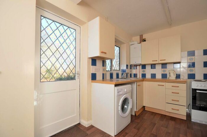 2 Bedroom House To Rent In Vernon Way, Guildford, , Guildford, GU2