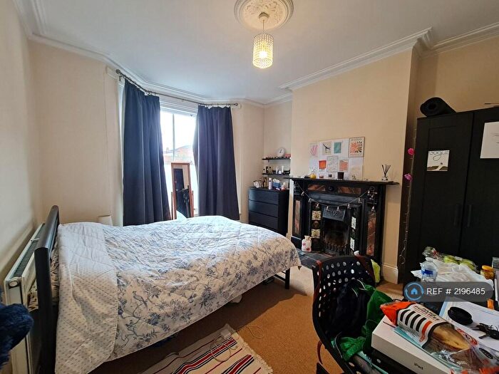 6 Bedroom Terraced House To Rent In Albany Road, Birmingham, B17