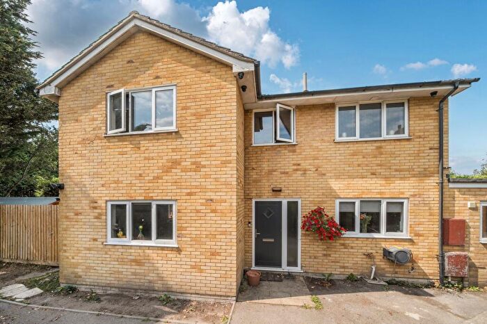 3 Bedroom Detached House For Sale In South Grove, Petworth, GU28