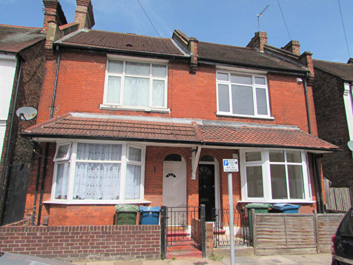 3 Bedroom Terraced House To Rent In Herga Road, Harrow Wealdstone, Middlesex, HA3