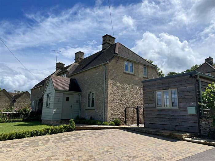 4 Bedroom Semi-Detached House For Sale In Glebe Cottages, Hawling, Cheltenham, GL54