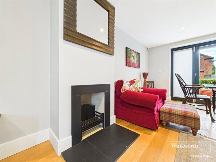 5 Bedroom Barn Conversion For Sale In James Farm, James Lane, Grazeley Green, Reading, RG7