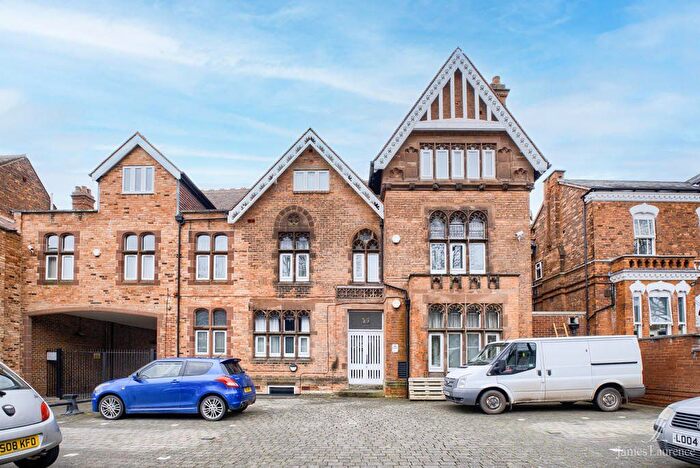 3 Bedroom Flat To Rent In Portland Road, Birmingham, West Midlands, B16