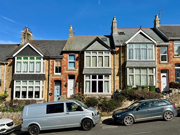 2 Bedroom Maisonette For Sale In Marcus Hill, Newquay, TR7