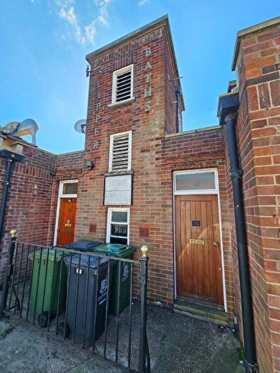 2 Bedroom Cottage To Rent In Stonecutters Way, Great Yarmouth, Norfolk, NR30