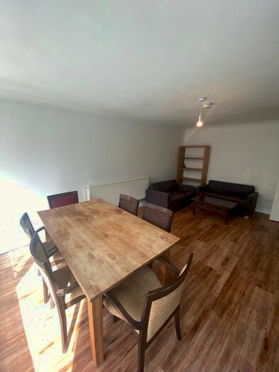 2 Bedroom Flat To Rent In Adare Drive, Coventry, CV3