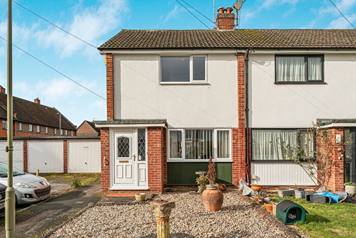 2 Bedroom End Of Terrace House For Sale In The Murren, Wallingford, OX10