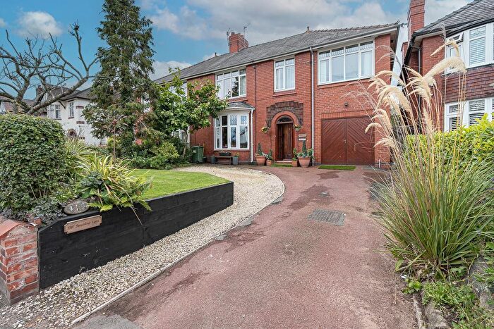 5 Bedroom Semi-Detached House For Sale In Swanlow Lane, Winsford, CW7
