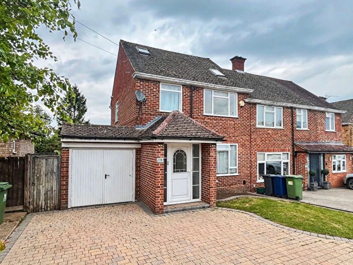 4 Bedroom Semi-Detached House To Rent In Roberts Ride - Bedroom, Reception Rooms, HP15