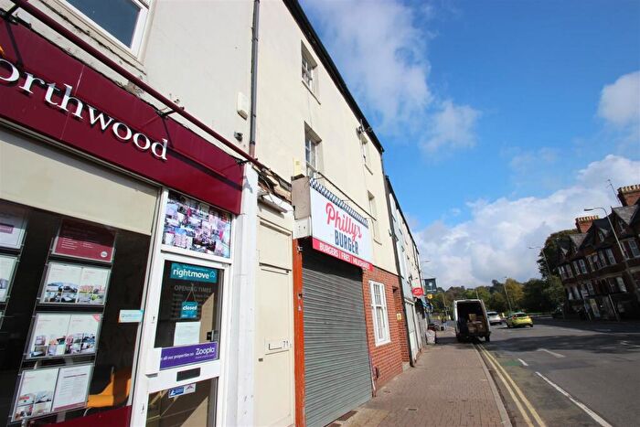3 Bedroom Flat To Rent In St. Clements Street, OX4