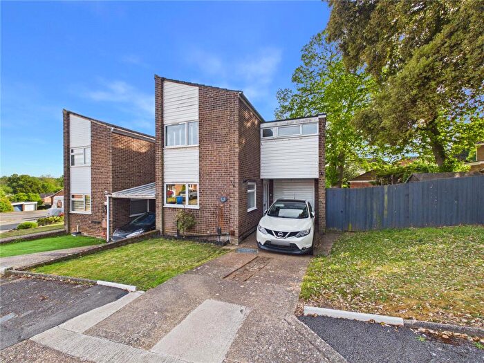 3 Bedroom Link Detached House For Sale In Abingdon Close, Ipswich, Suffolk, IP2