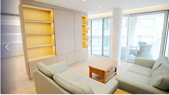 3 Bedroom Flat To Rent In Duchess Walk, SE1