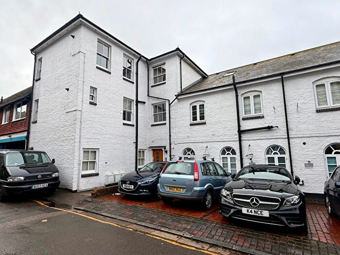 1 Bedroom Flat To Rent In Cornfield Lane, Eastbourne, BN21