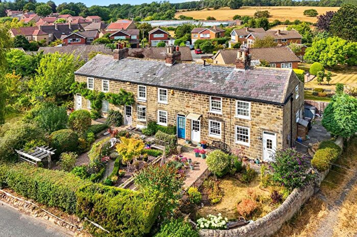 2 Bedroom Terraced House For Sale In Pleasant Row, Knaresborough, HG5