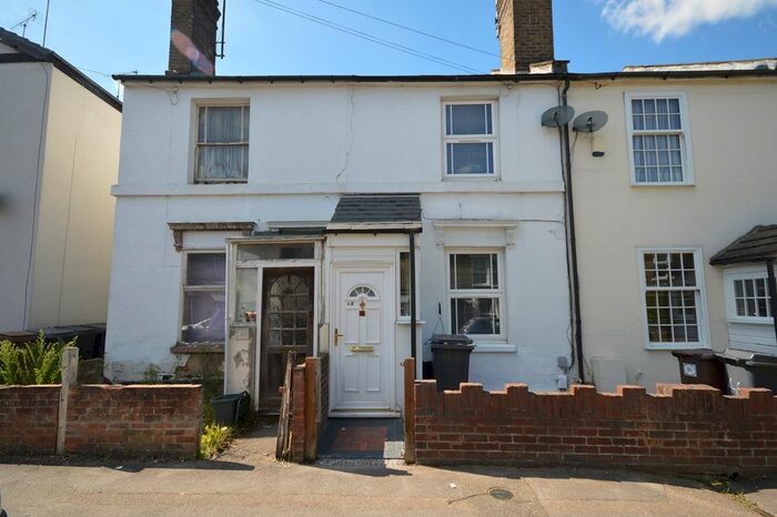 2 Bedroom Terraced House To Rent In Mildmay Road, Chelmsford, CM2